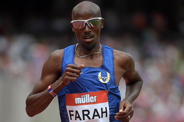 Mo Farah in the 5000m at the IAAF Diamond League meeting in London (Kirby Lee)
