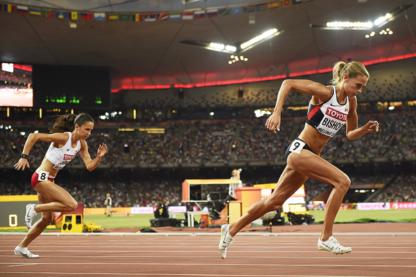 Canada's Melissa Bishop in the 800m at the IAAF World Championships, Beijing 2015 (AFP / Getty Images)