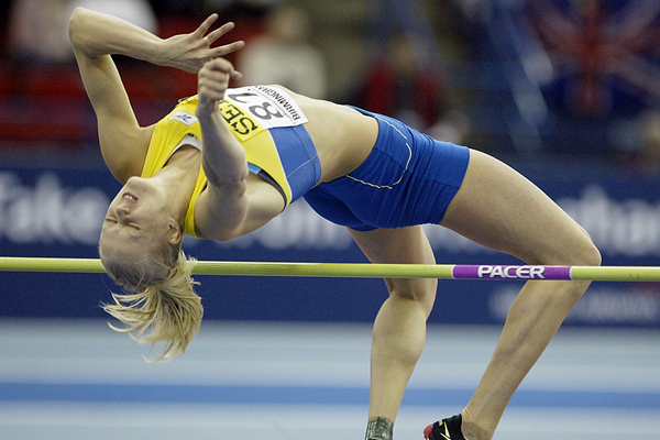 Caroline Kluft in the pentathlon high jump at the 2003 IAAF World Indoor Championships in Birmingham (Getty Images)