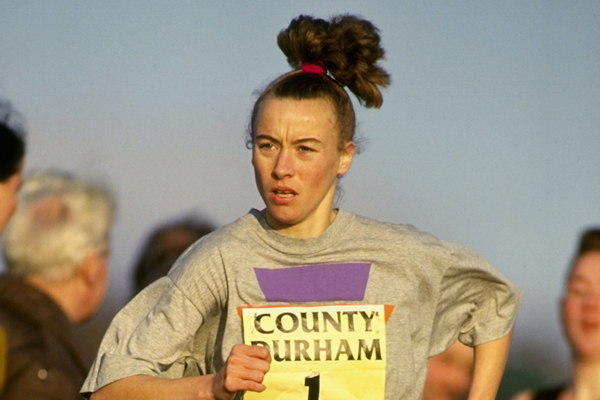 Liz McColgan ()