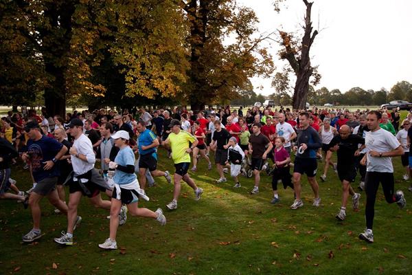 A typical weekly parkrun event in Bushy Park, London (parkrun / David Rowe)
