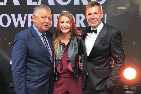 Coach Wieslaw Czapiewski with Adrianna Sulek and Pawel Wojciechowski ()