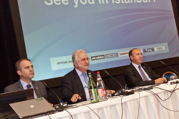 Members of the LOC of Istanbul 2012 address the IAAF Council, Monaco, 10 November 2011 (Philippe Fitte)