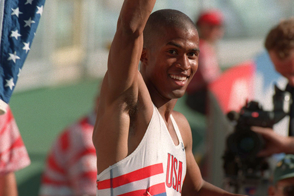 Derrick Adkins after winning the 400m hurdles title at the 1995 IAAF World Championships (Getty Images)