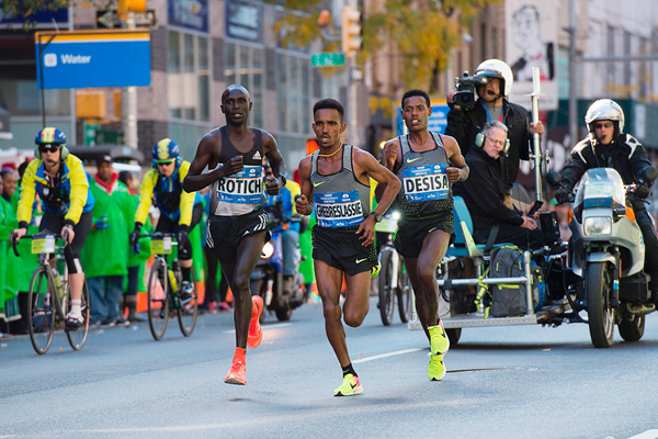 Ghirmay Ghebreslassie in action at the New York City Marathon (AFP / Getty Images)
