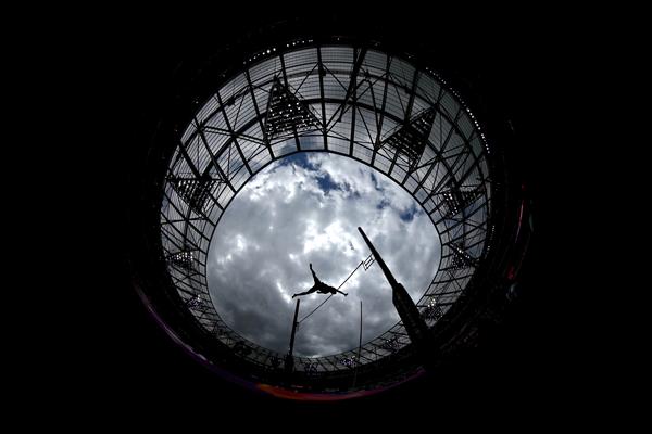 Janek Oiglane in the decathlon pole vault at the IAAF World Championships London 2017 (Getty Images)