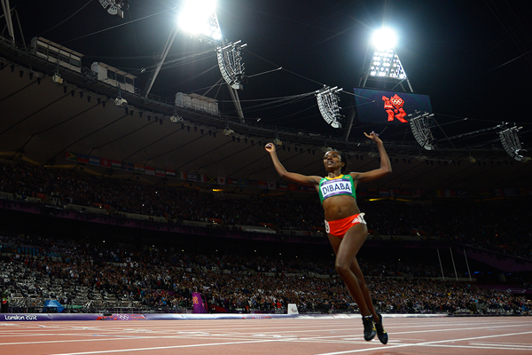 Tirunesh Dibaba wins the 10,000m at the London 2012 Olympic Games (AFP / Getty Images)