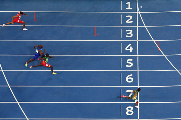 Wayde van Niekerk wins the Olympic 400m title (Getty Images)