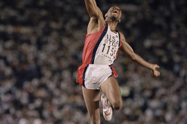 Mike Powell jumps 8.95m to set a world record at the 1991 IAAF World Championships in Tokyo (Getty Images)