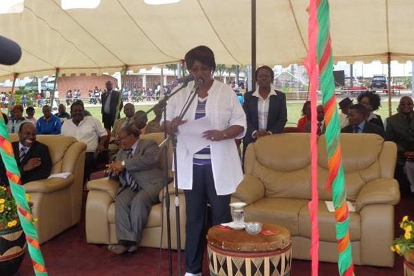 Dr Christine Kaseba Sata speaking at the launch of the the IAAF / Nestlé Kids’ Athletics programme in Zambia (ZAAA)
