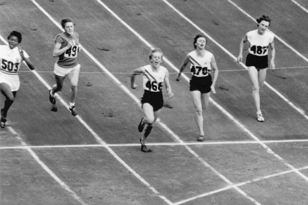 Betty Cuthbert (468) wins the 1956 Olympic 100m title (Getty Images)
