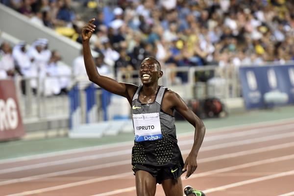 Conseslus Kipruto winning the 3000m steeplechase at the 2016 IAAF Diamond League in Doha (Hasse Sjogren)