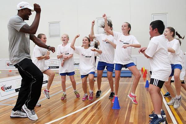 David Oliver dances 'Gangnam style' with children at the launch of the IAAF Nestle Healthy Active Kids Athletics in Melbourne (Getty Images)