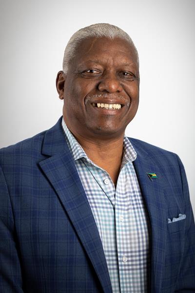 Mike Sands (Philippe Fitte)