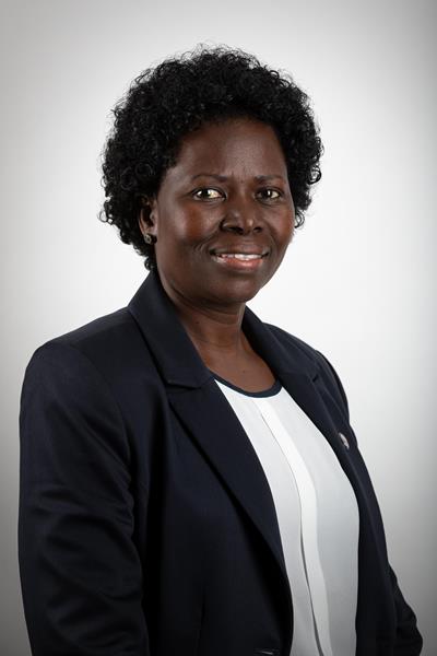 Beatrice Ayikoru (Philippe Fitte)