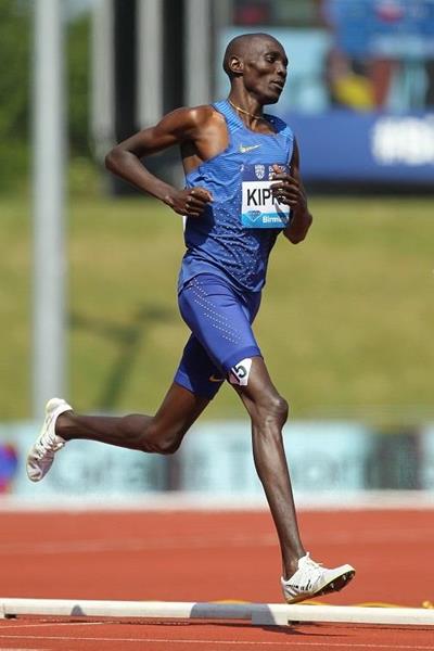 Asbel Kiprop at the 2016 IAAF Diamond League meeting in Birmingham (Jean-Pierre Durand)