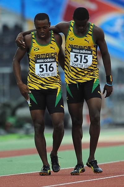 Marvin Williams and Okeen Williams in the boys' 400m hurdles final at the IAAF World Youth Championships 2013 (Getty Images)