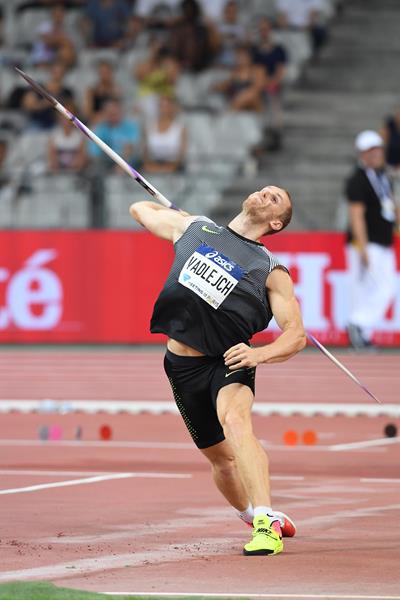 Jakub Vadlejch winning the javelin at the IAAF Diamond League meeting in Paris (Jiro Mochizuki)