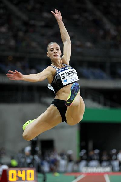 Ivana Spanovic winning the long jump in the IAAF Diamond League meeting in Paris (Jiro Mochizuki)