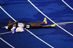 Lonah Chemtai Salpeter celebrates gold at the European Championships (Getty Images)