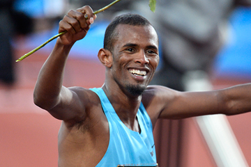 Ayanleh Souleiman celebrates his victory in Stockholm (AFP / Getty Images)