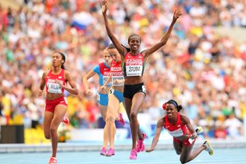 Eunice Jepkoech Sum and Alysia Montano in the womens 800m at the IAAF World Athletics Championships Moscow 2013 (Getty Images)