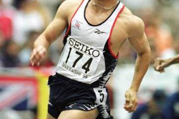 Jamie Baulch winning his 400m semi final (© Allsport)