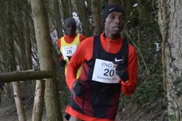 Japhet Korir working his way towards victory (Rosch Kohl)
