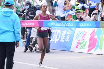 Worknesh Edesa wins the Xiamen Marathon (Organisers)