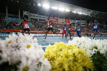 Baton exchanges in the men's 4x400m at the IAAF/BTC World Relays Bahamas 2017 (Getty Images)