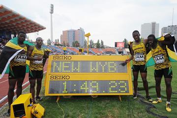 Jamaica celebrate their World youth best in the boys' medley relay at the 2013 World Youth Championships (Getty Images)