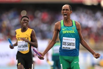 Alison Brendom dos Santos anchors Brazil to gold in the mixed 4x400m at the IAAF World U18 Championships Nairobi 2017 (Getty Images)