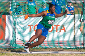 Andressa de Morais in the discus at the South American Championships (Oscar Munoz Badilla)