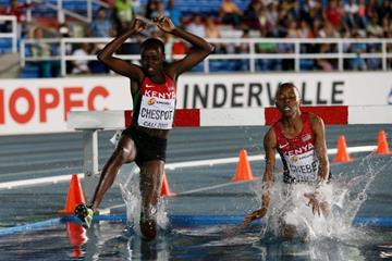 Celliphine Chespol leads the girls' 2000m steeplechase final at the IAAF World Youth Championships Cali 2015 (Getty Images)