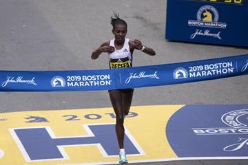 Worknesh Degefa after her dominant performance in Boston (AFP/Getty Images)