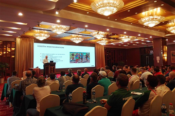 Tim Berrett at the IAAF Race Walking Seminar in Taicang (IAAF Race Walking Committee)