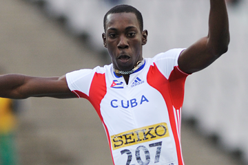Cuba's Pedro Pablo Pichardo on his way to victory in the triple jump (Getty Images)