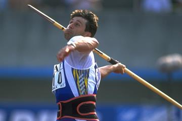 Jan Zelezny at the 1997 IAAF Grand Prix final in Fukuoka (Getty Images)