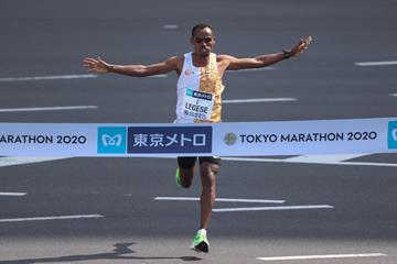 Birhanu Legese wins the Tokyo Marathon (Getty Images)