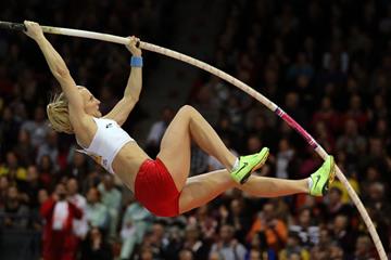 Poland's Anna Rogowska in the pole vault final (Getty Images)