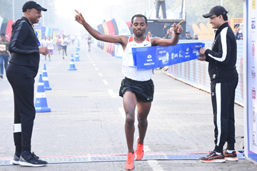 Kenenisa Bekele wins in Kolkata (Organisers / Procam International)