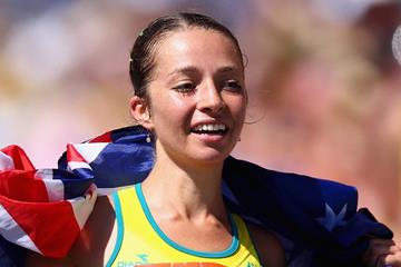 Australian race walker Jemima Montag celebrates her victory (Getty Images)