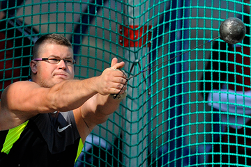 Poland's Pawel Fajdek in action in the hammer (AFP / Getty Images)