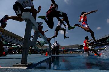 Steeplechasers in action at the IAAF World U18 Championships (Getty Images)