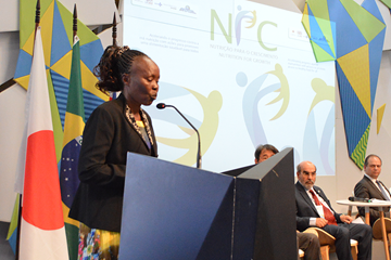 Tegla Loroupe speaks at the Nutrition For Growth event in Rio (Organisers)