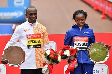 London Marathon winners Eliud Kipchoge and Brigid Kosgei (AFP / Getty Images)