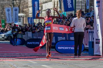 Joan Chelimo Melly wins the Prague half marathon (Organisers)