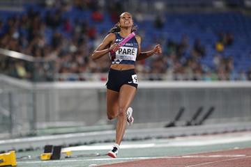 Maroussia Pare anchors France to victory in the women's 4x200m at the IAAF World Relays Yokohama 2019 (Roger Sedres)