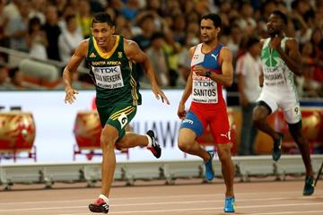 Wayde van Niekerk wins the 400m at the IAAF World Championships, Beijing 2015 (Getty Images)