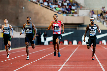Wayde van Niekerk wins the 400m at the IAAF Diamond League meeting in Monaco (Philippe Fitte)